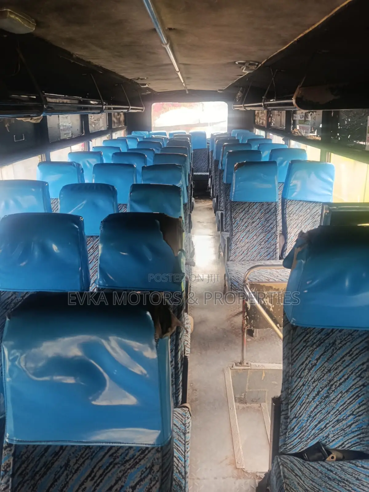 Mitsubishi Fuso Canter 2005 Beige