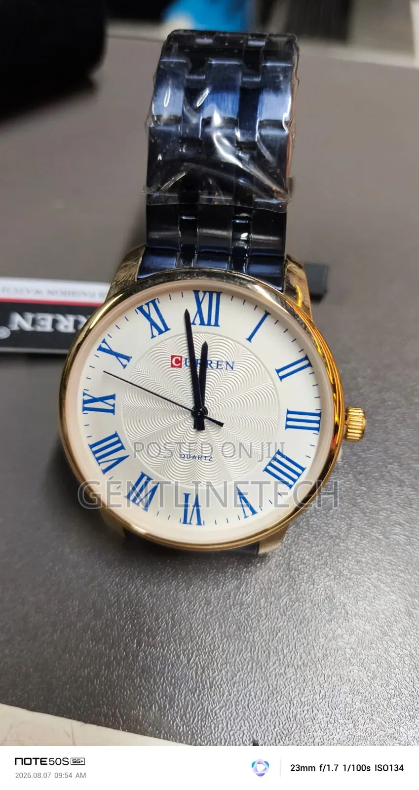 Curren 8422 Casual Business Unisex Watch