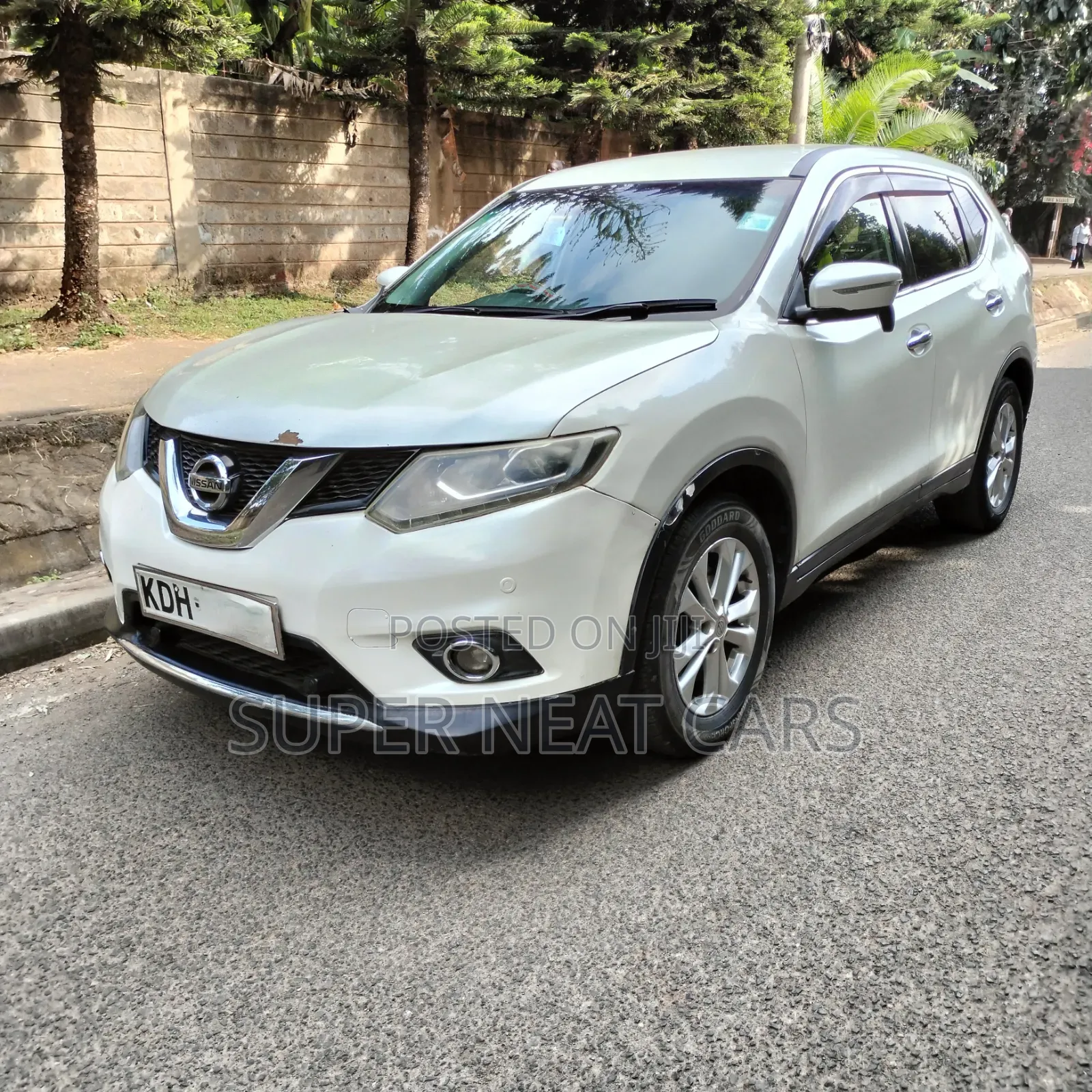 Nissan X-Trail 2014 White