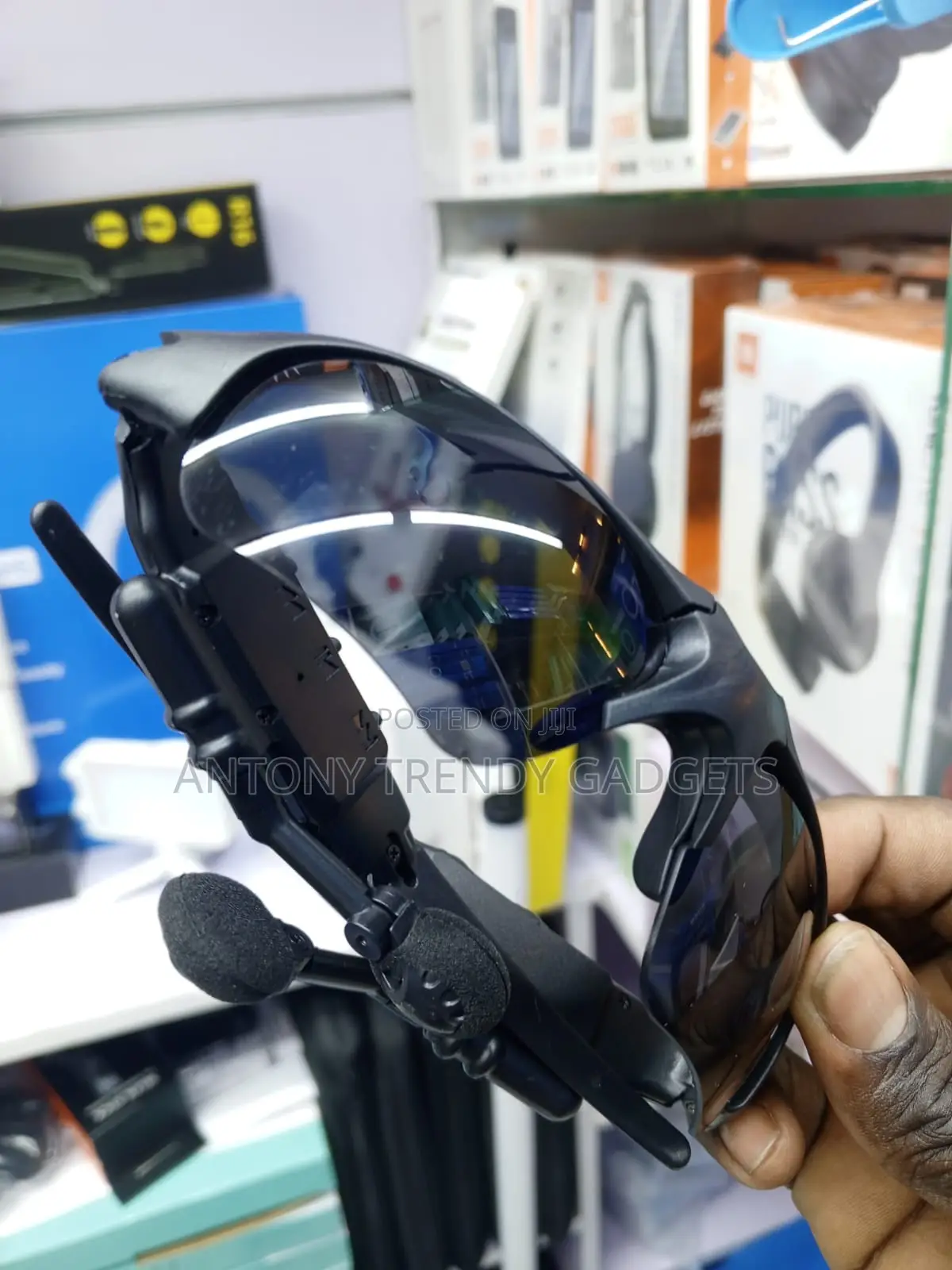 Smart Bluetooth Sunglasses With UV400 Polarized Lenses Mic