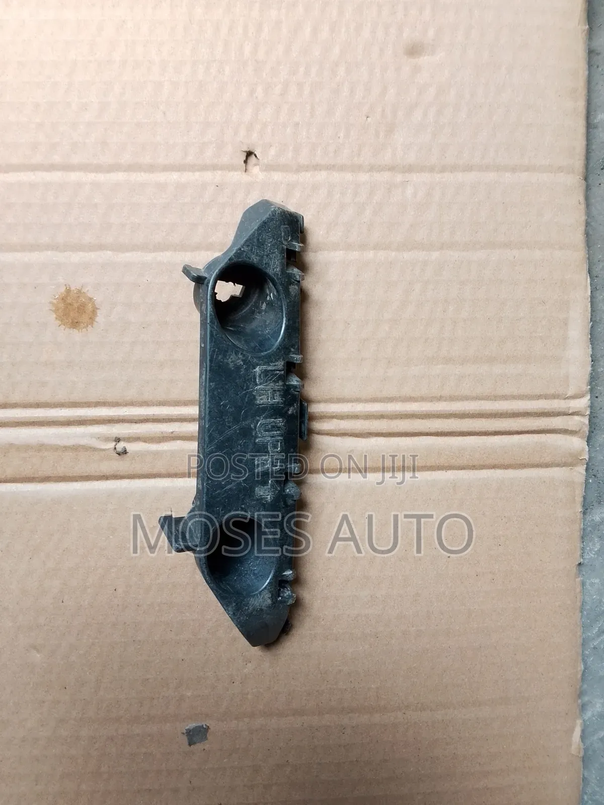 Nissan Note Bumper Slide