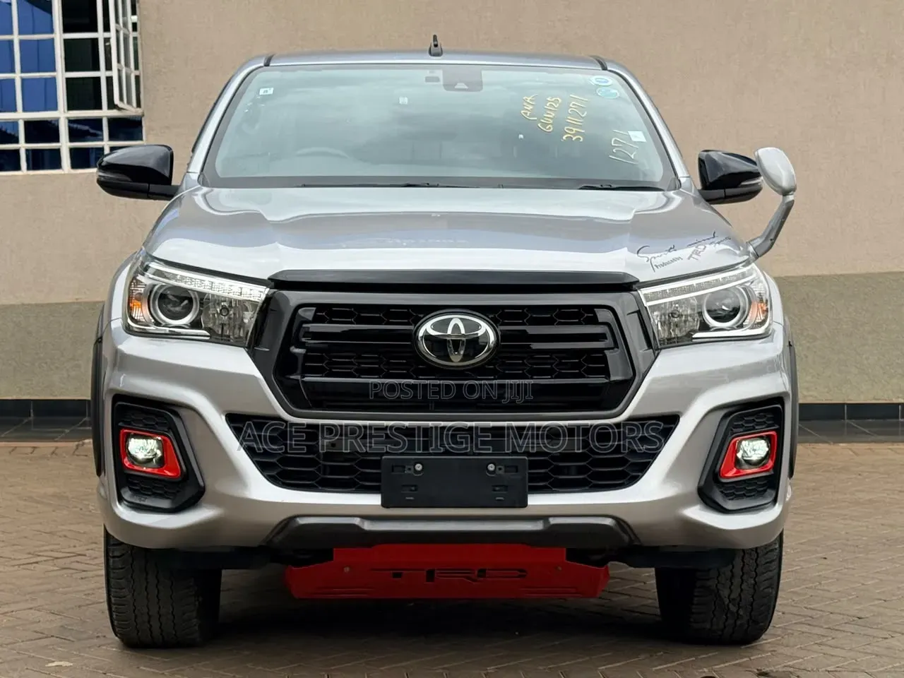 Toyota Hilux 2019 Gray