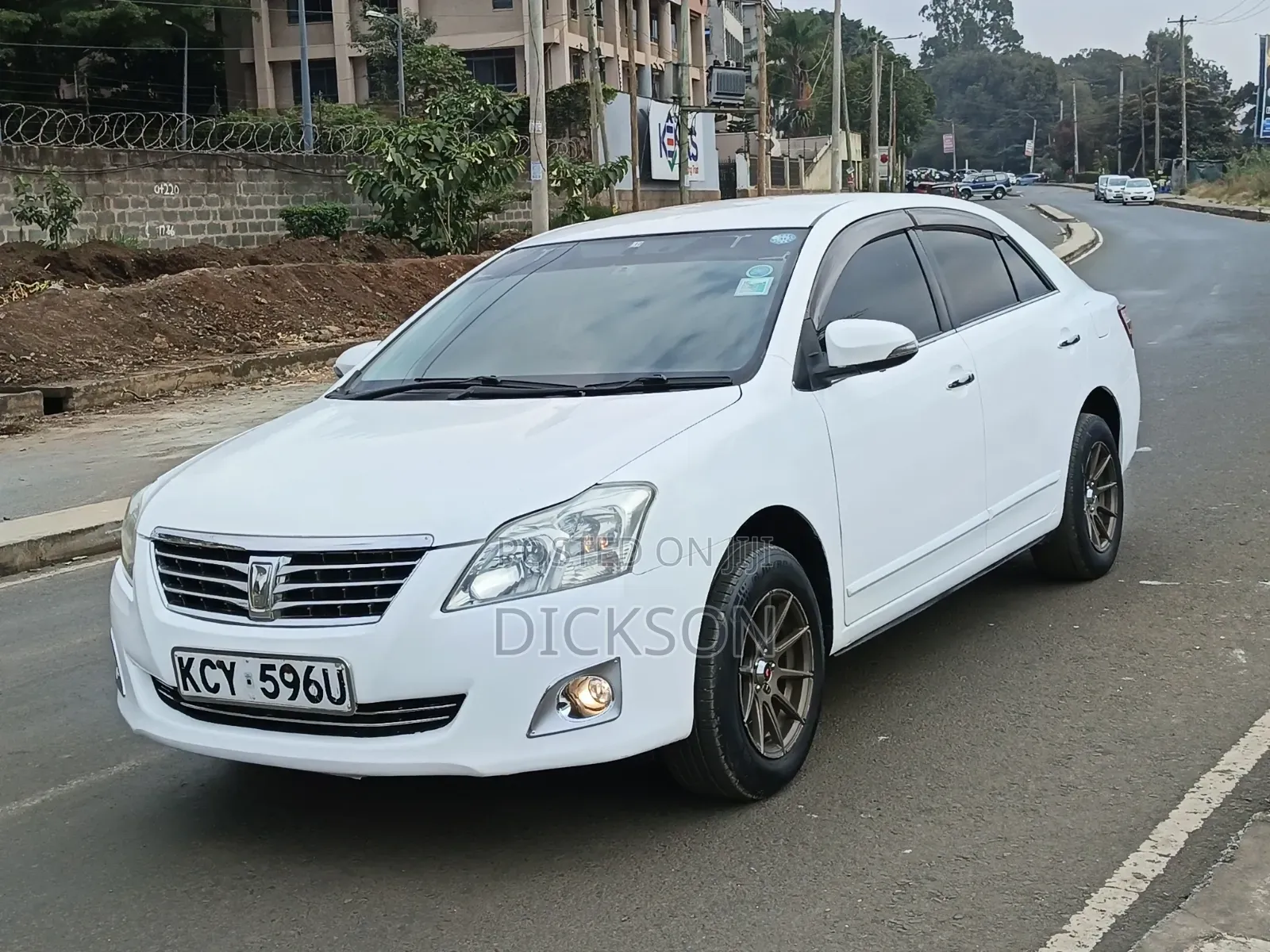 Toyota Premio 2013 White