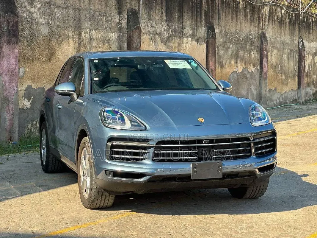 Porsche Cayenne 2019 Blue