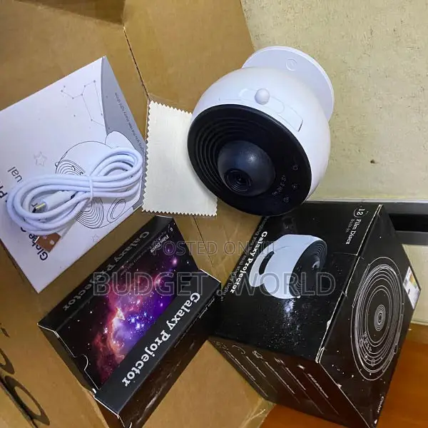 TY01 Astronaut Galaxy Projector Night Light With 12 HD Projection Film