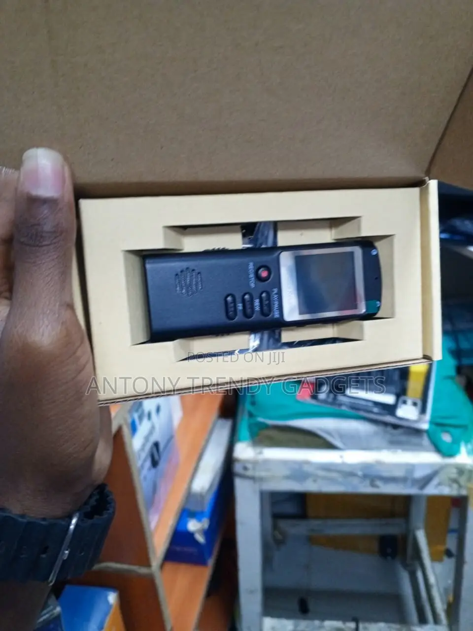 Portable 8GB Audio Recorder for Lectures Business Meetings