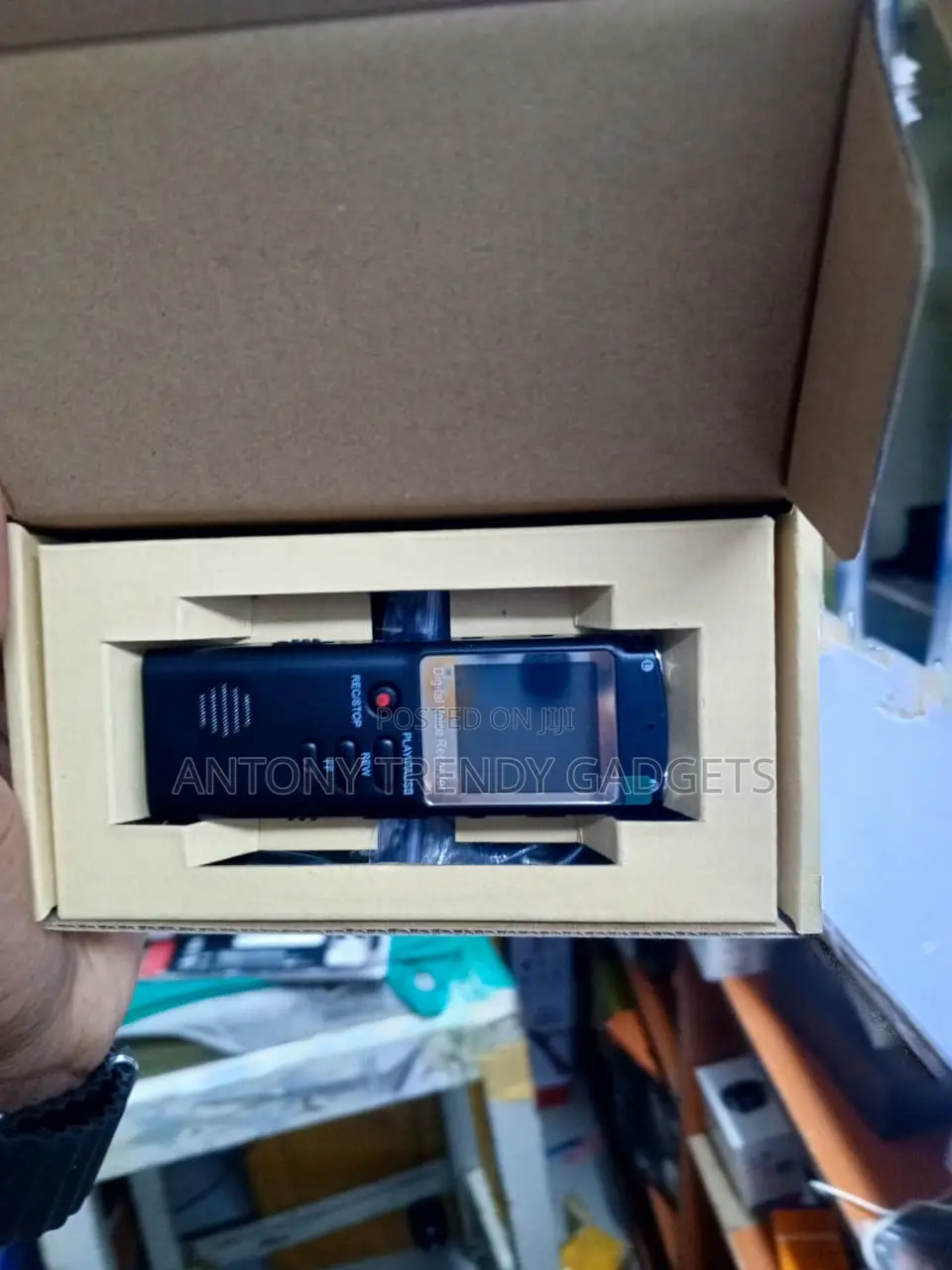 Professional Voice Recorder 8GB With LCD Display USB