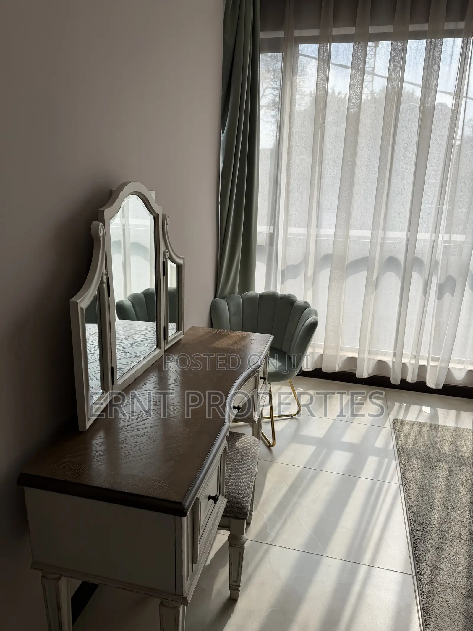 4bdrm Apartment in Riverside Drive for sale