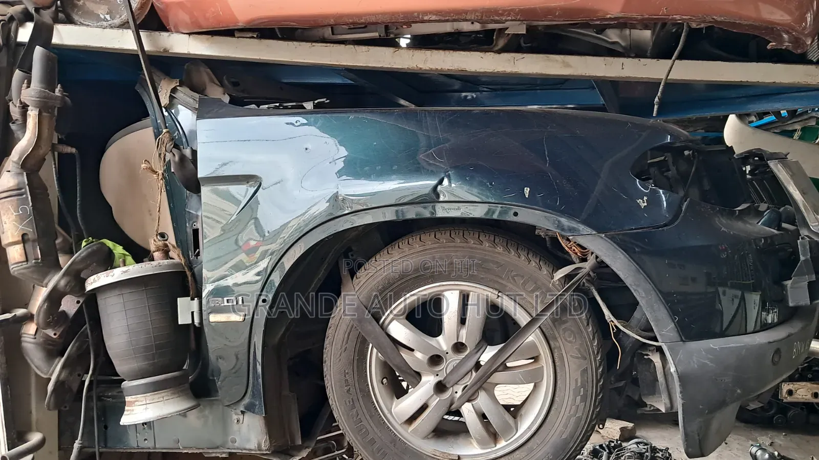 BMW X5 Fender/Wing