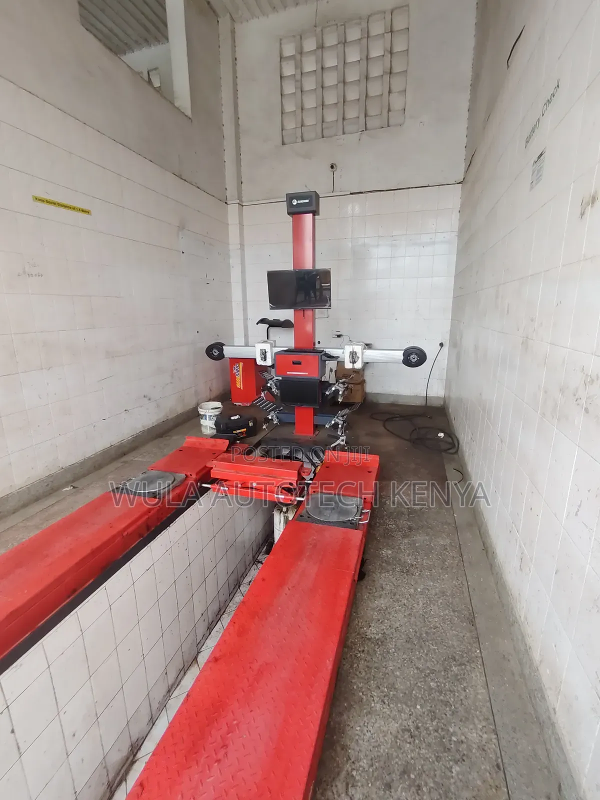 Large Vehicle Data Base Computerized Alignment Machine Sunshine Italy