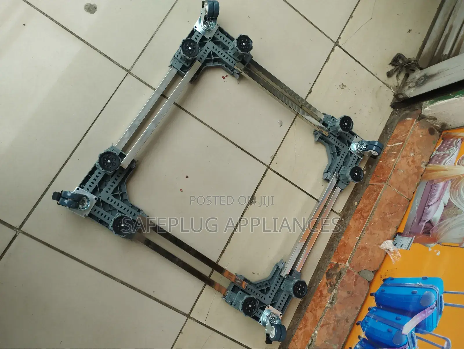Upto 138kg Fridge and Washing Machine Base