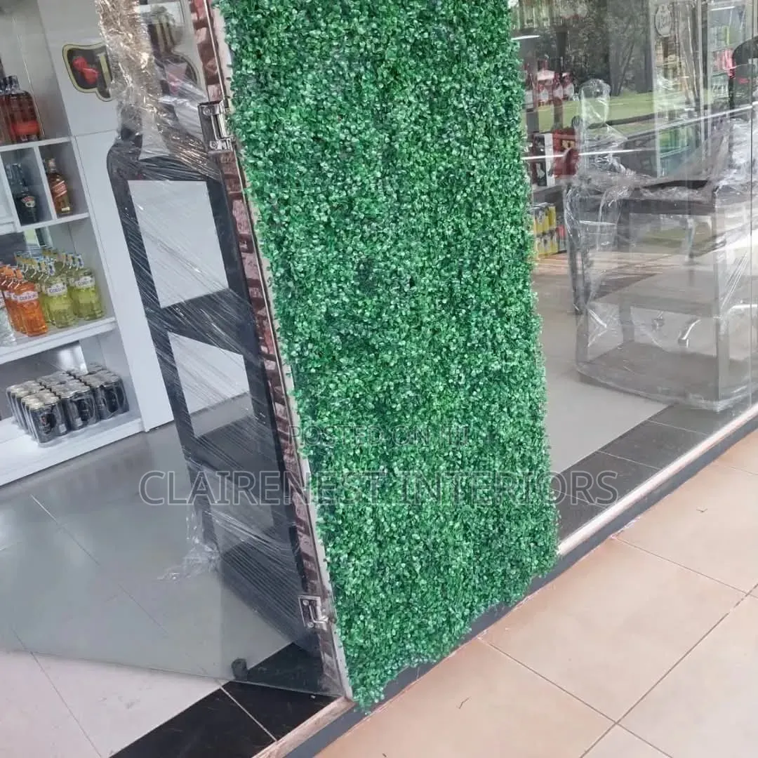 Green Décor That Requires Zero Watering Wall Panels