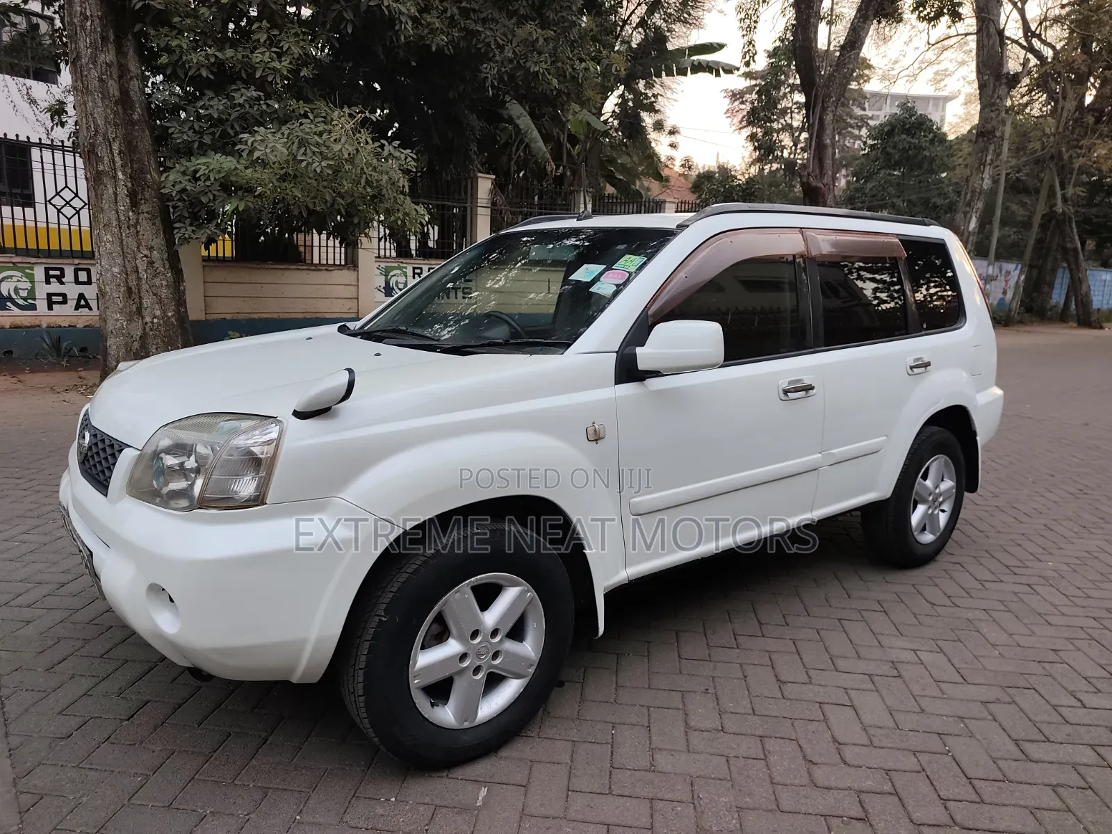Nissan X-Trail 2006 White