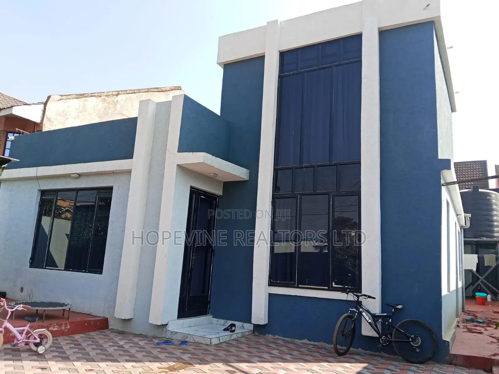 4bdrm House in Membley for sale