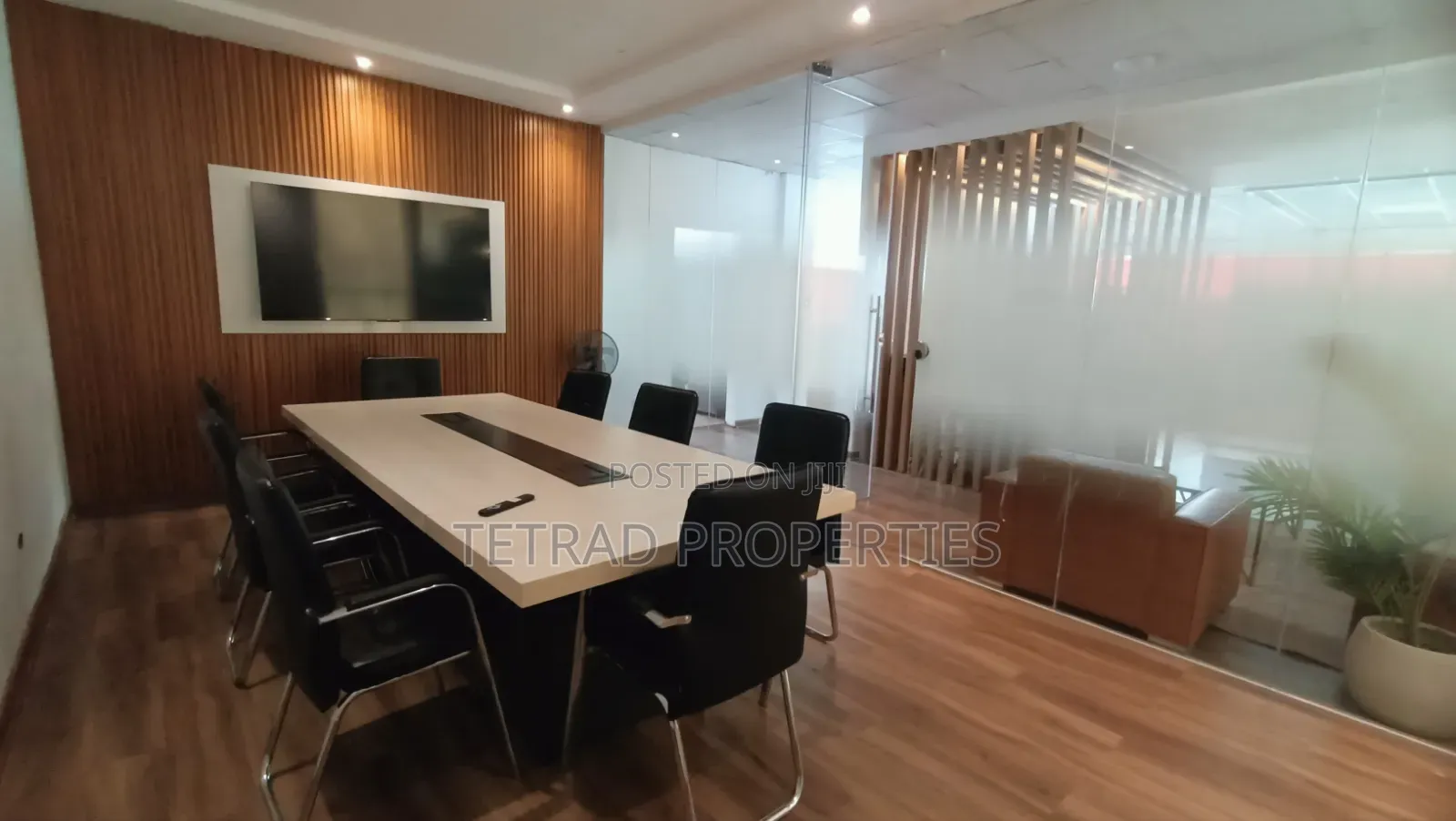 4 Desks Furnished Office in Parklands City Park Area.
