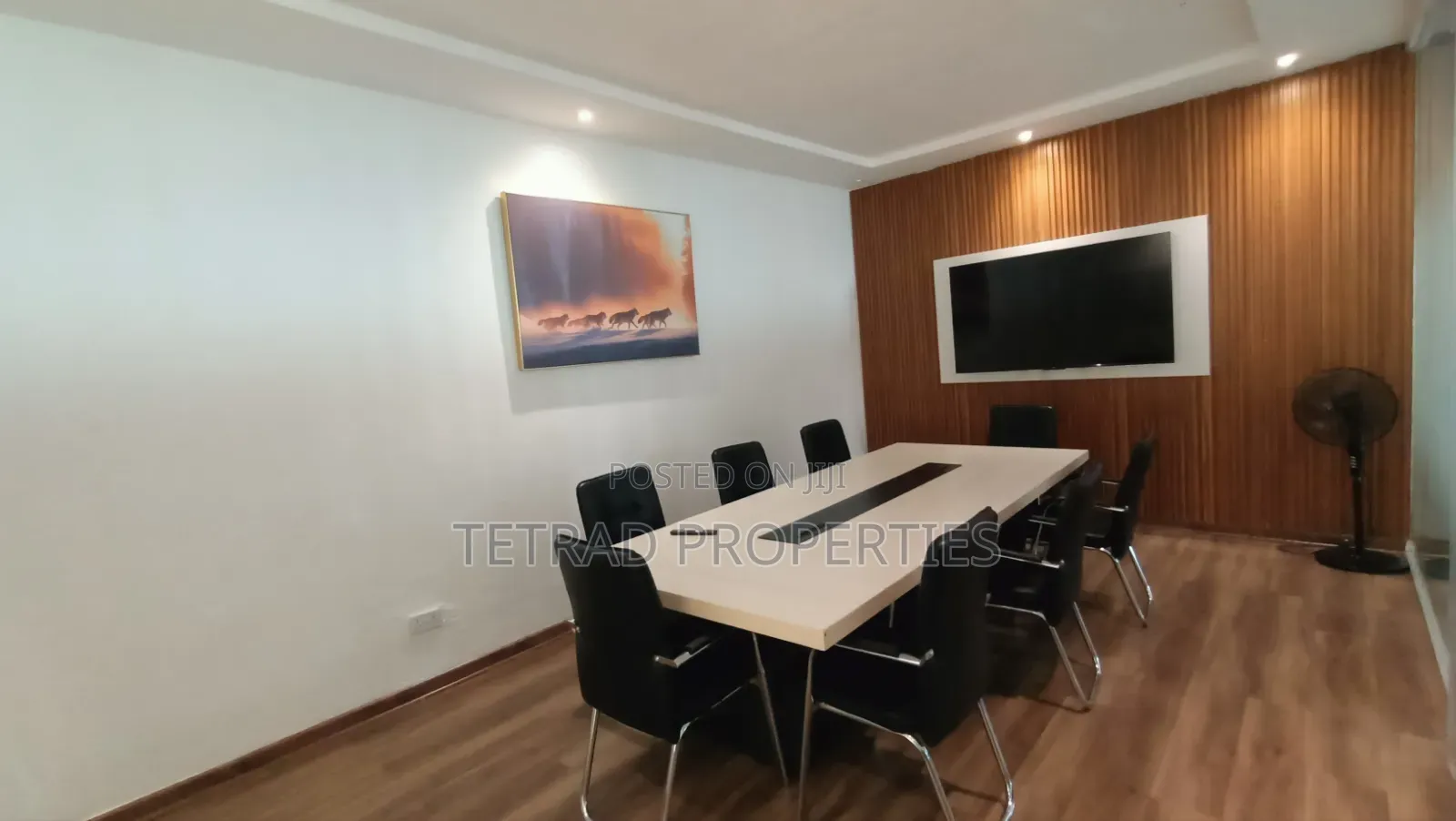 4 Desks Furnished Office in Parklands City Park Area.