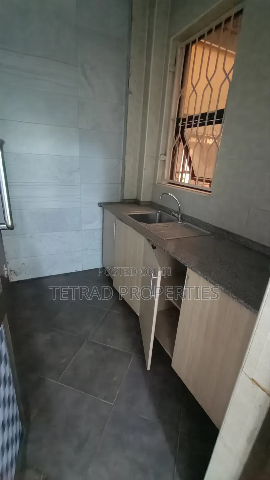 1400 SQFT Office in Westlands Near GTC
