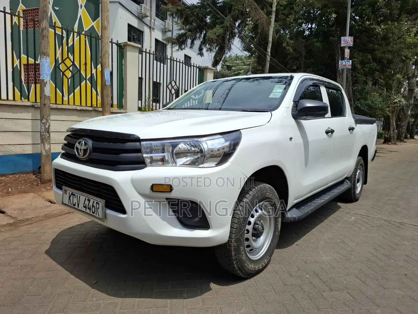 Toyota Hilux 2018 White