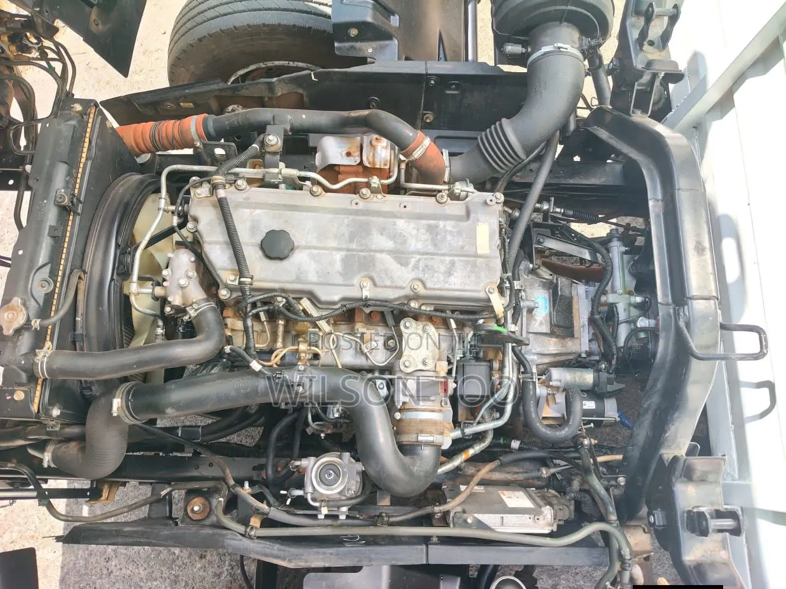 ISUZU FRR 90!kcy 2019 White