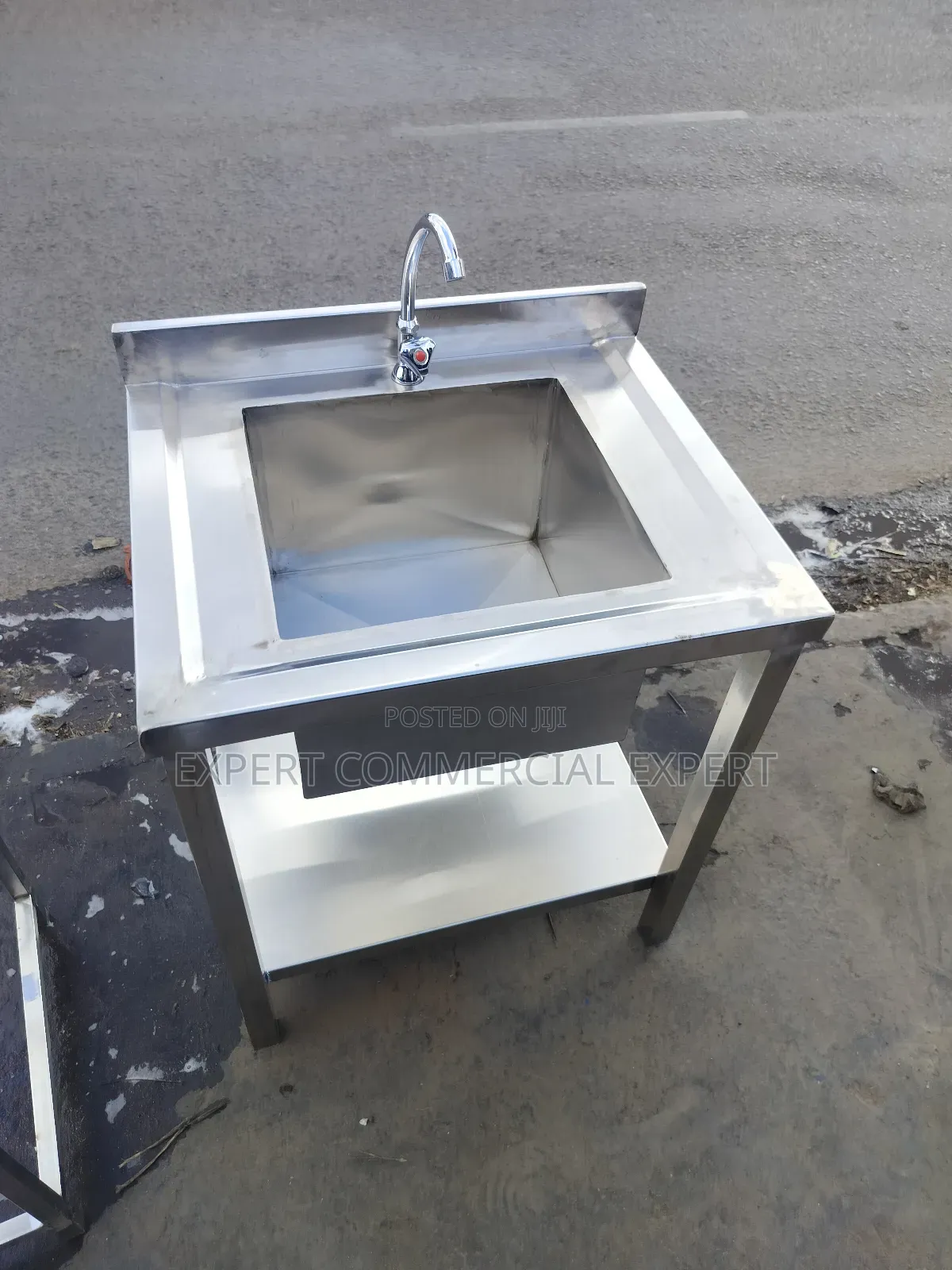 One Sided Single Sink