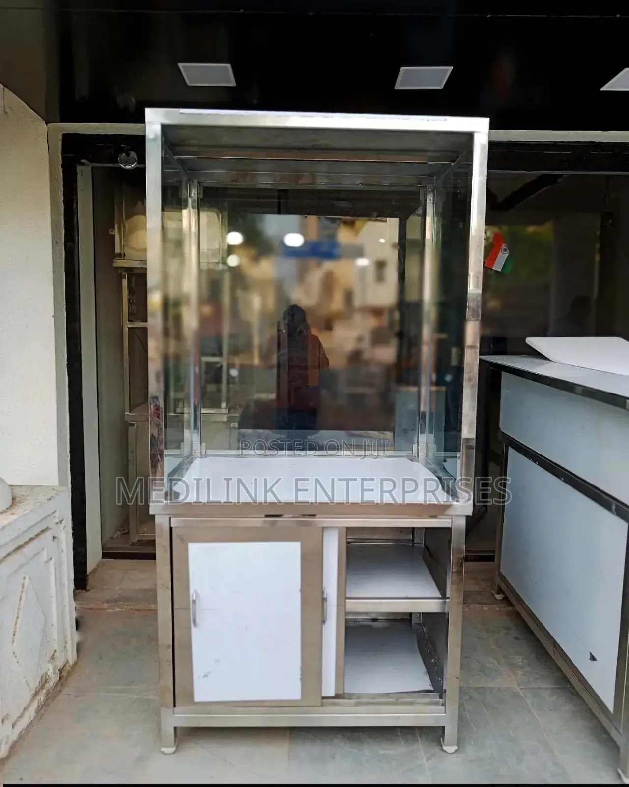 Customized Outdoor Stainless Steel Service Bays Center