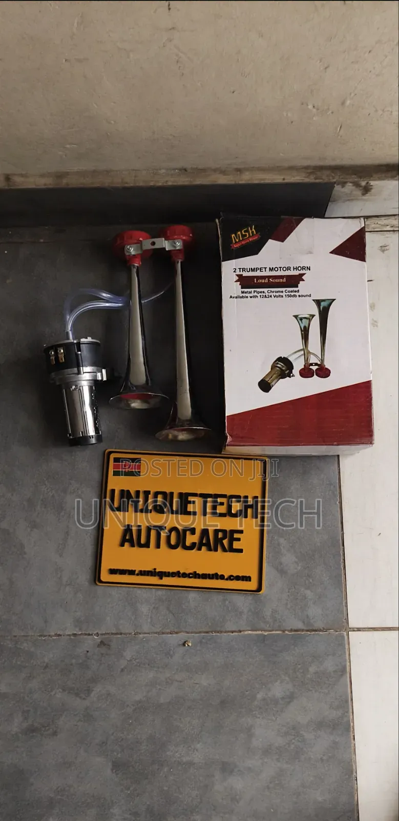 Universal Dual Trumpet Horn 12V Air Horn
