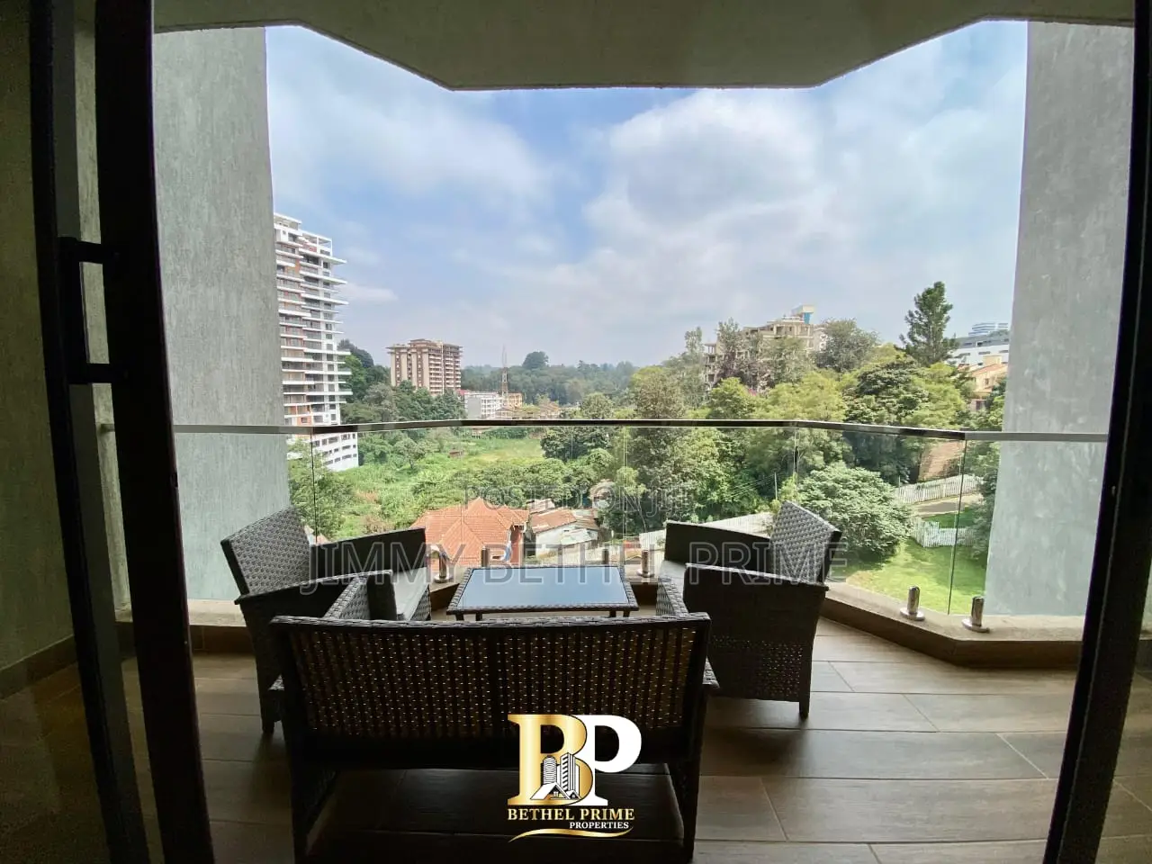 Furnished 2bdrm Apartment in Raphta Road Area for rent