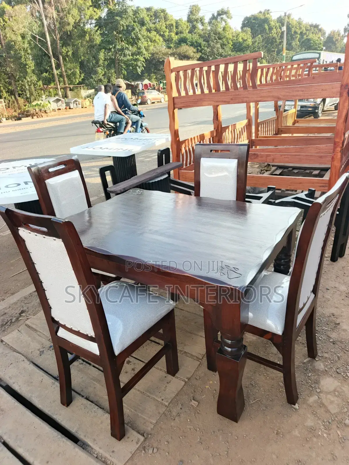 Mahogany Solid 4seater