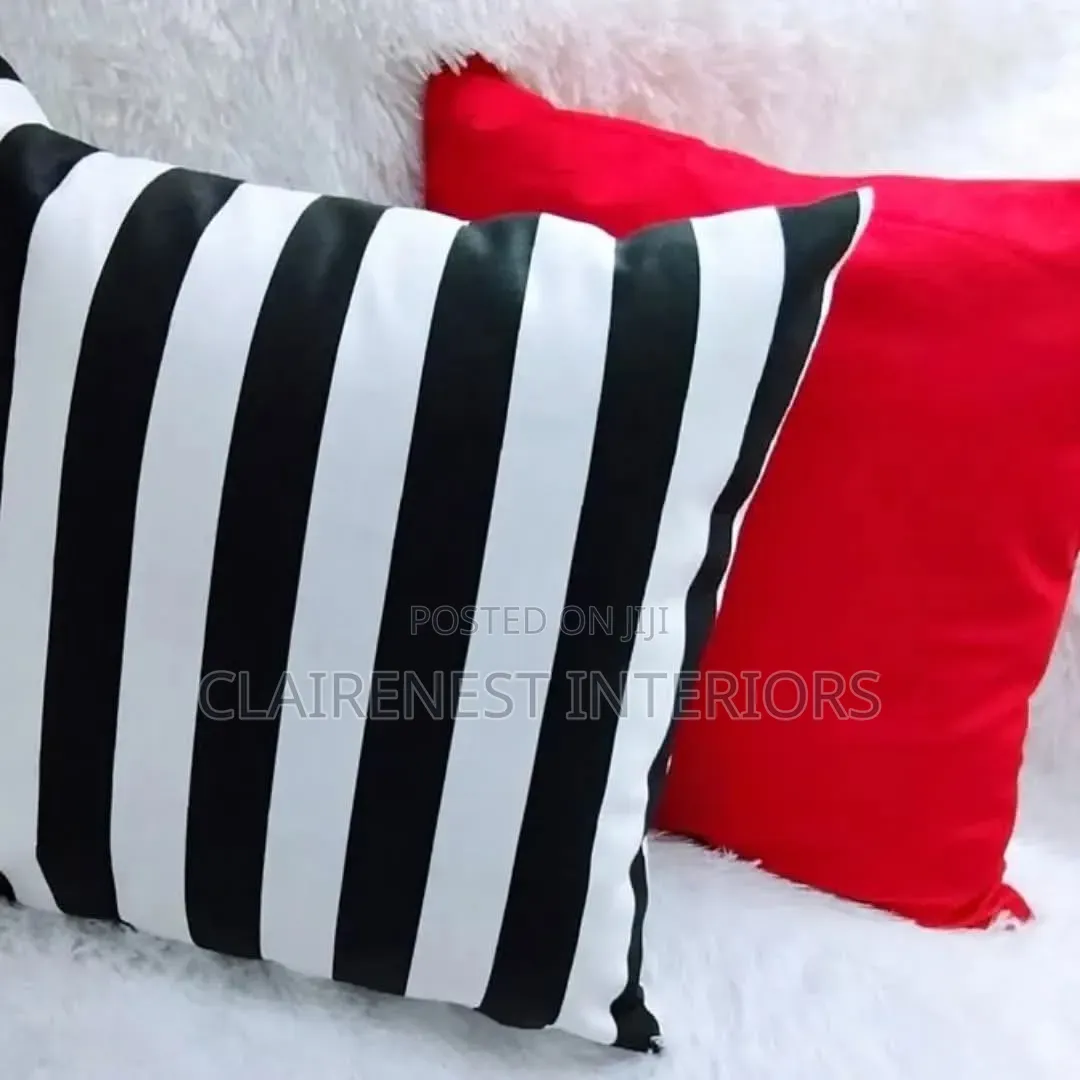 Cozy Up Your Home With Beautiful Throw Pillows.
