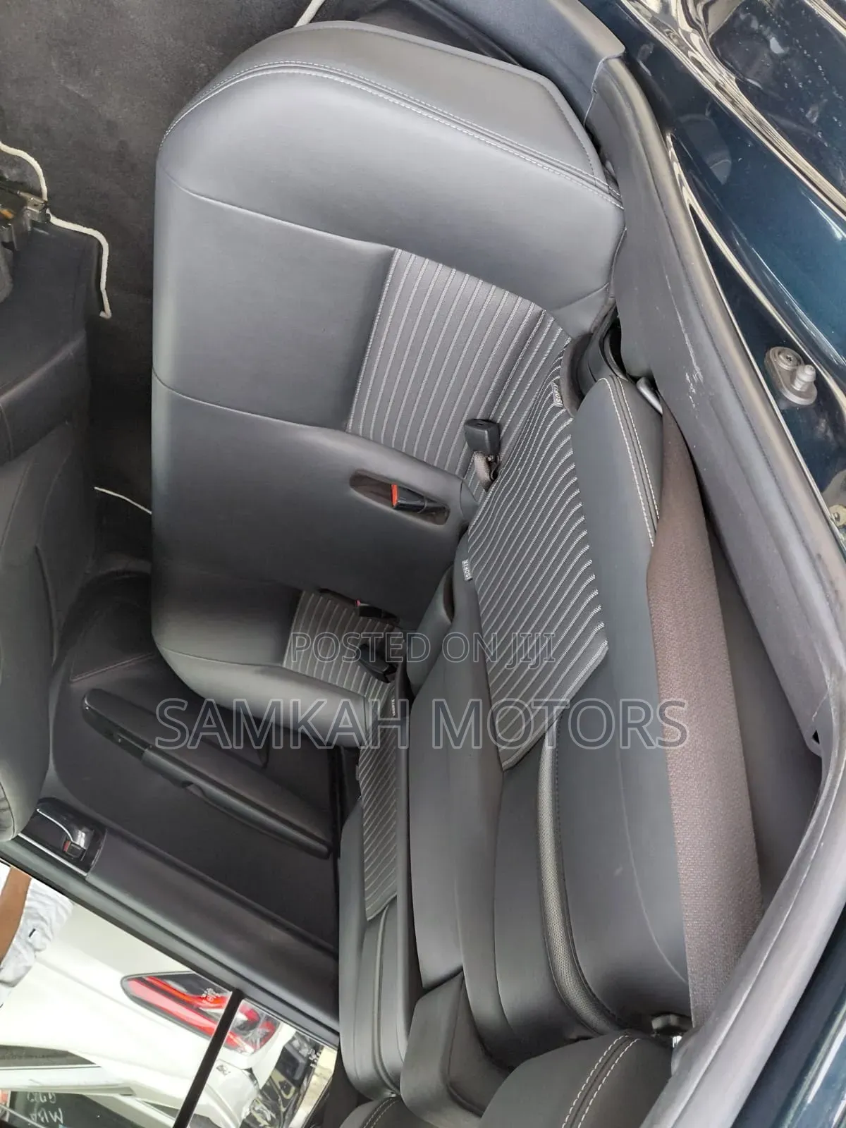 Toyota Corolla Fielder 2020 Blue