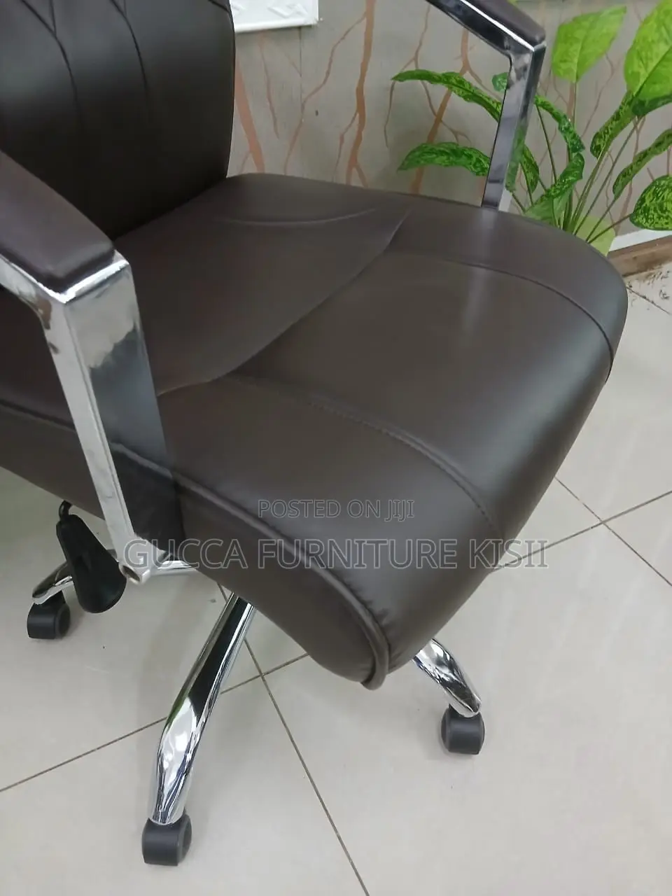 Office Chair; Brown Executive Office Chair