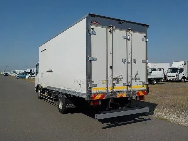 Isuzu Elf 2019