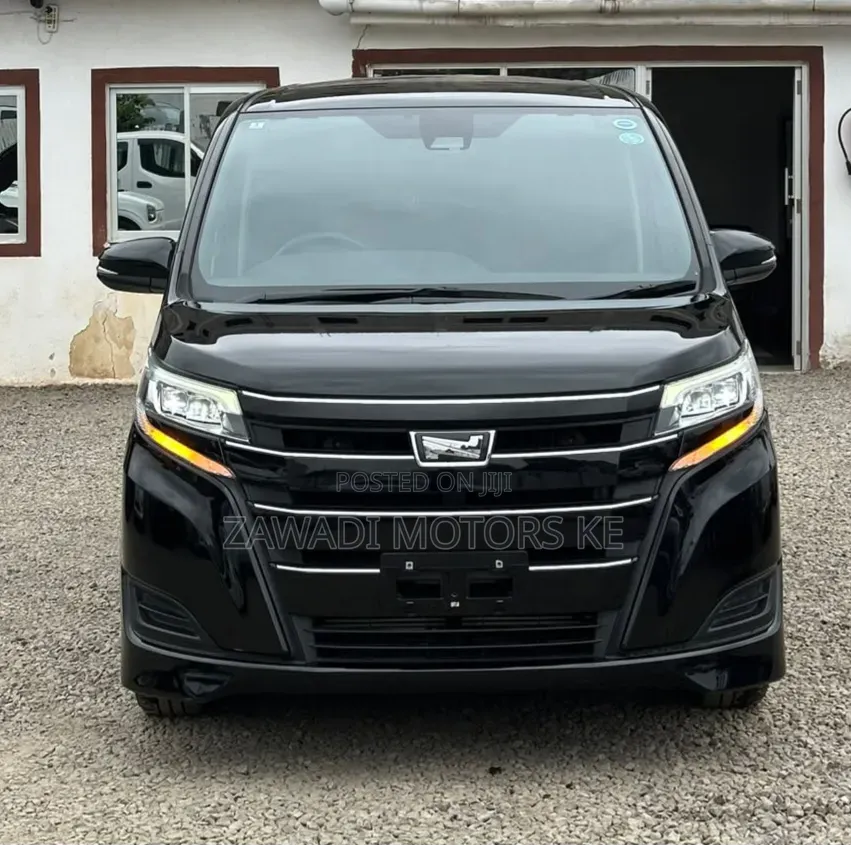 Toyota Noah 2020 Black
