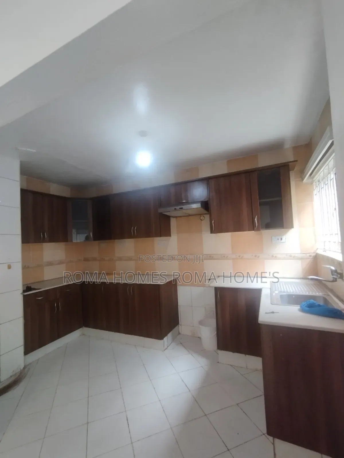 4bdrm Maisonette in Woodley for rent