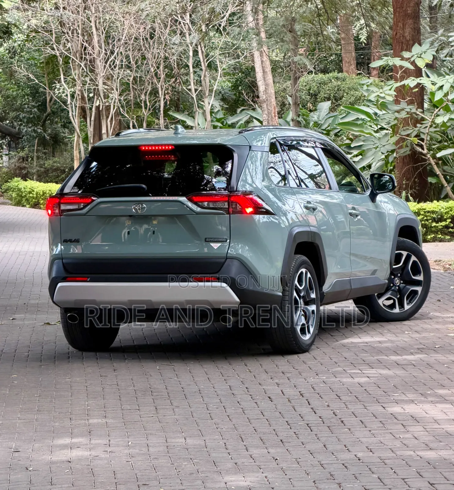 Toyota RAV4 2020 Green