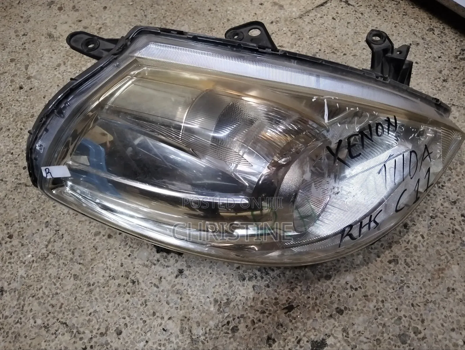 Nissan Tiida Headlight Right Xenon