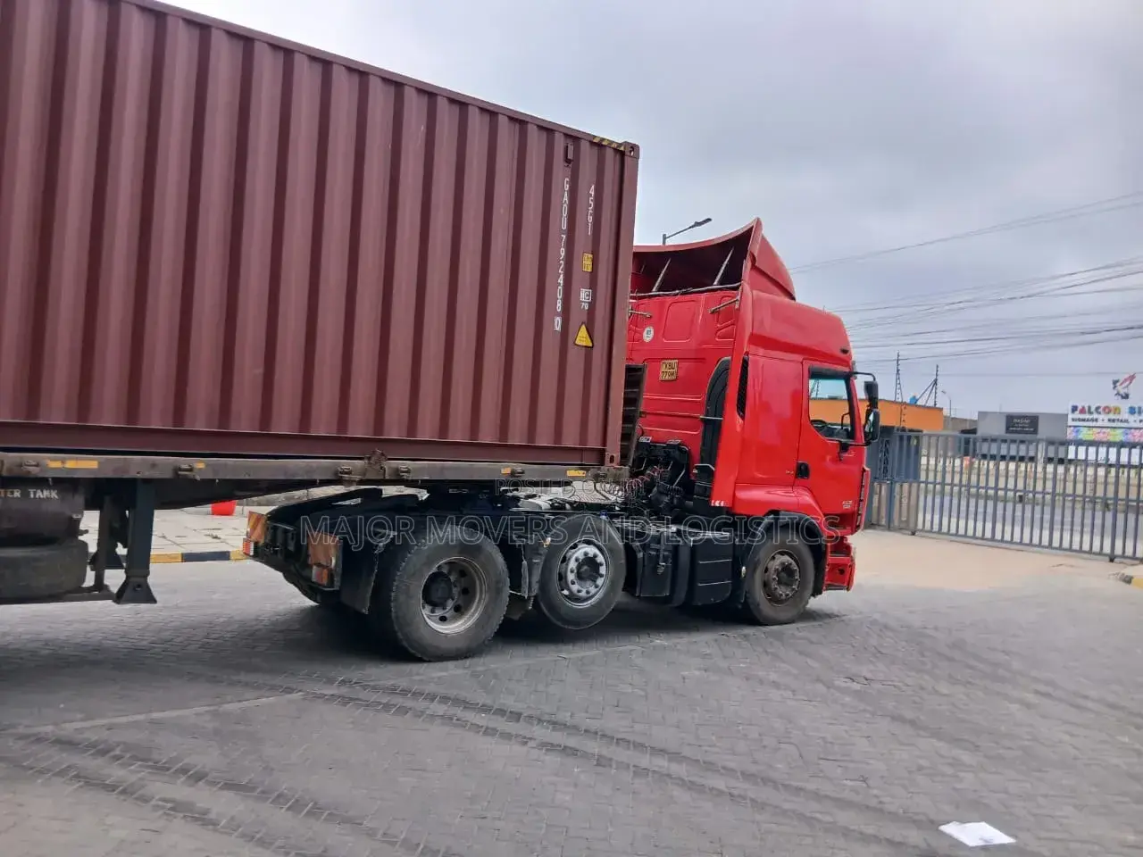 Reliable Safe Heavy Liftting Forklift Accessible for Service