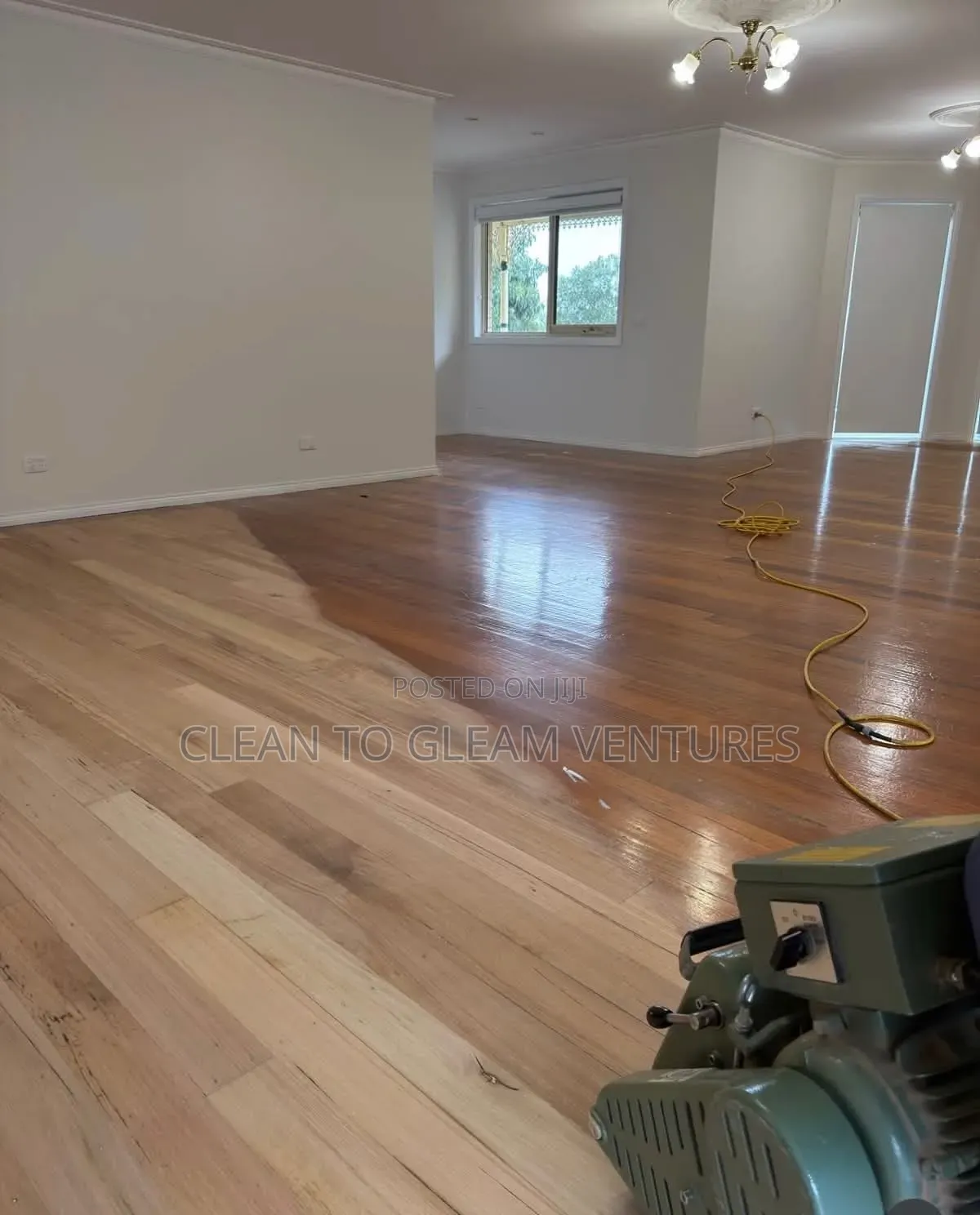 Sanding Wood Floor