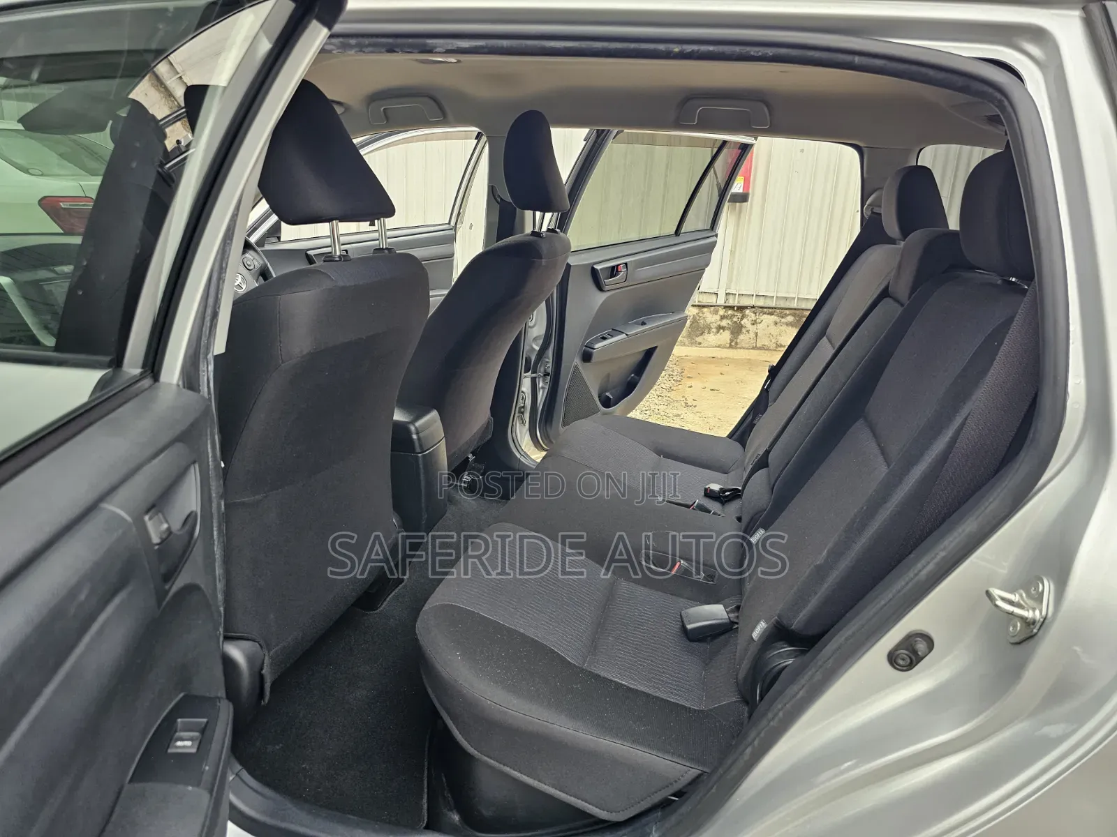 Toyota Corolla Fielder 2019 Silver