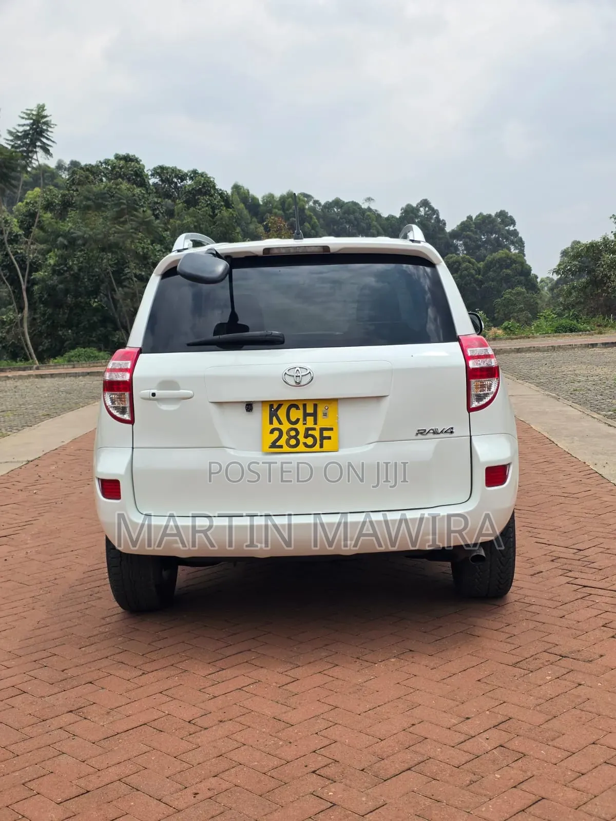 Toyota RAV4 2011