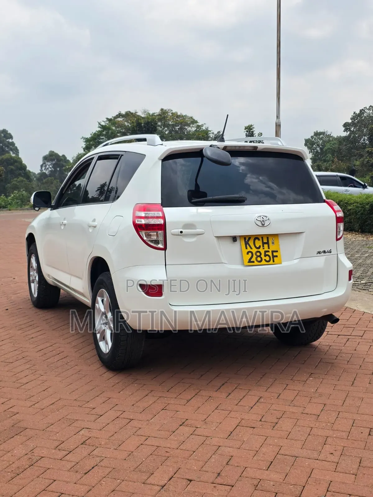 Toyota RAV4 2011