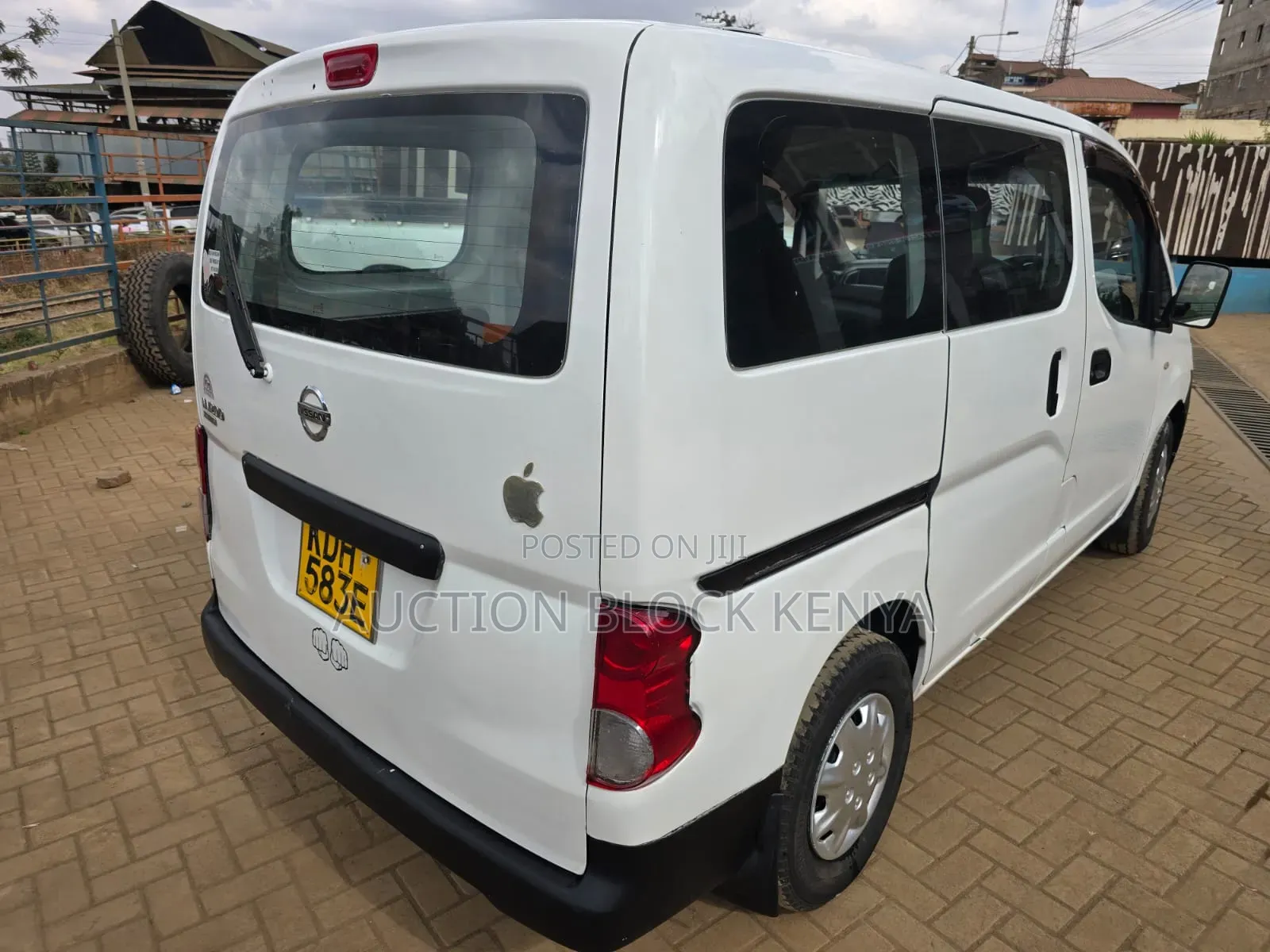 Nissan NV200 2014 White