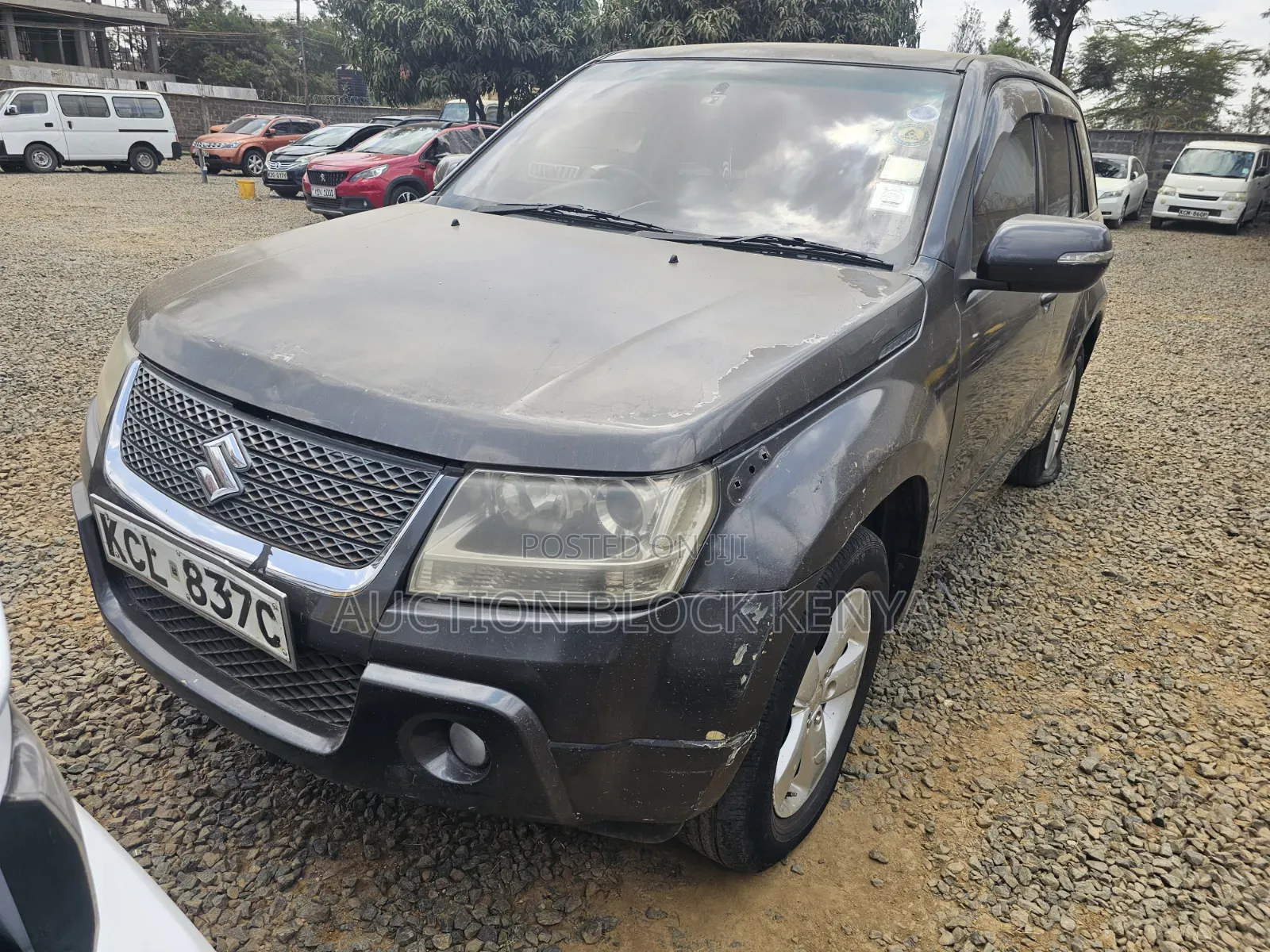 Suzuki Escudo 2011 Gray
