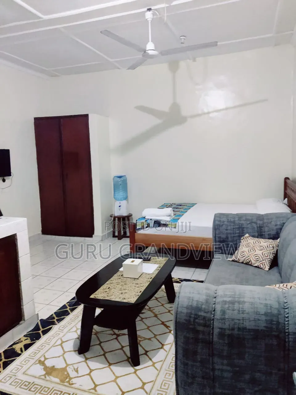 Tudor Studio Airbnb With Parking