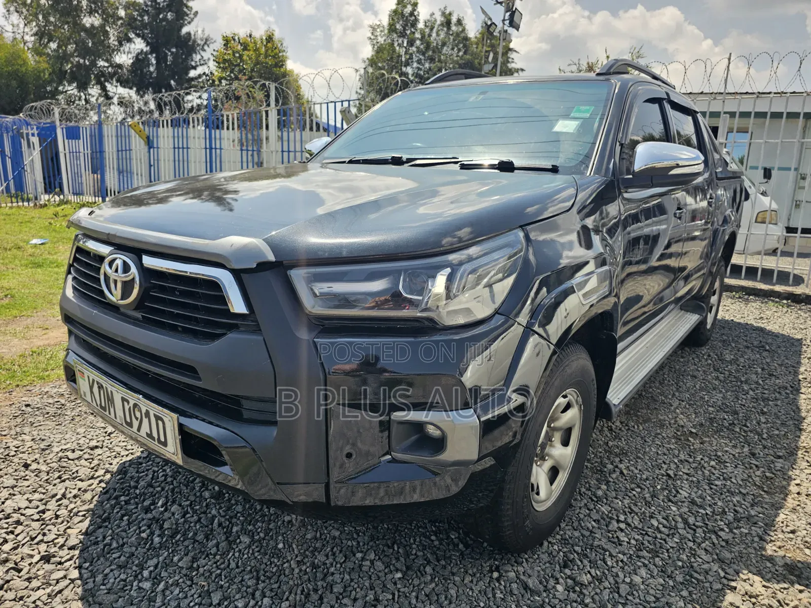 Toyota Hilux 2014 Black
