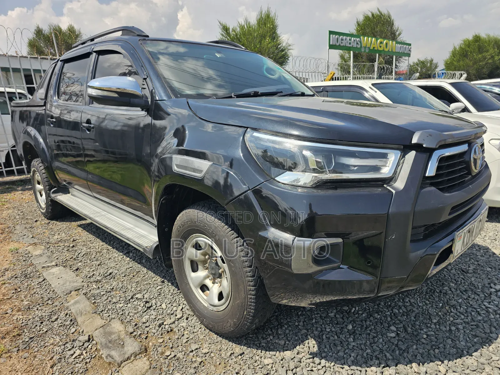 Toyota Hilux 2014 Black