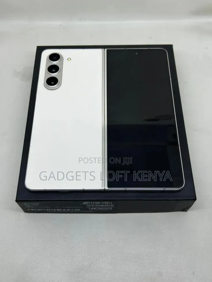 New Samsung Galaxy Z Fold 5 512 GB White