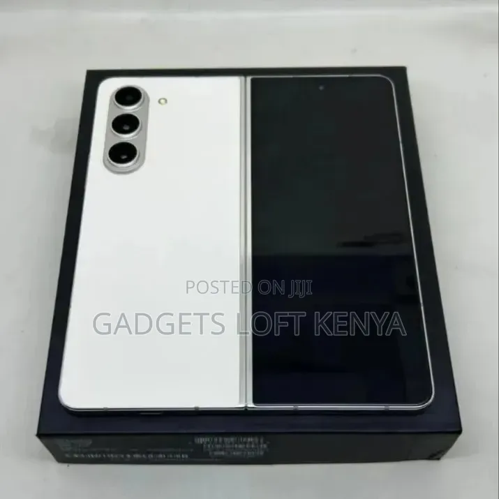 New Samsung Galaxy Z Fold 5 512 GB White