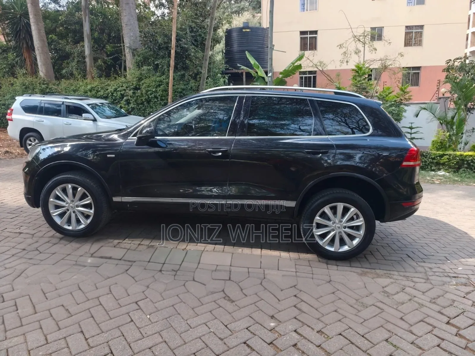 Volkswagen Touareg TDI Sport 2011 Black