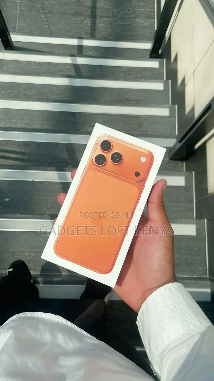 New Apple iPhone 17 Pro 256 GB Orange